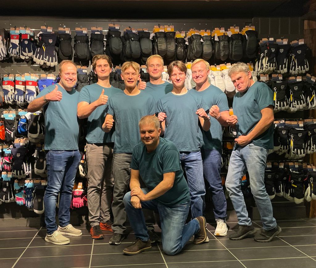 De ansatte i Trysil Skishop i butikken i Vestmovegen 24